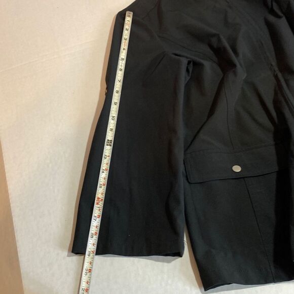New Peck & Peck Size Medium Lightweight Zippered Jacket with Roll Up Snap Sleeve - Picture 14 of 16